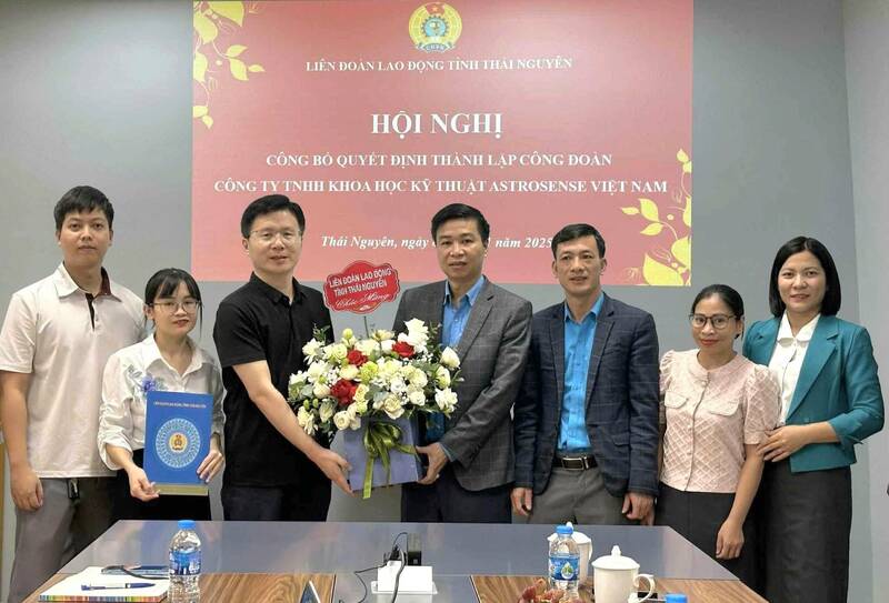 Establishment of the Trade Union of Astrosense Vietnam Science and Technology Company Limited. Photo: Thai Nguyen Trade Union