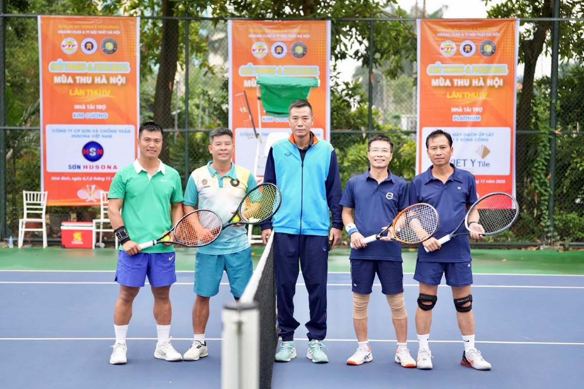 Giai Tennis va Pickleball Mua Thu Ha Noi lan thu IV nam 2025 da dien ra soi noi, thu hut dong van dong vien tham du. Anh: VTF