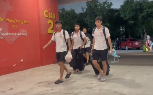 Doi The Cong Viettel den san muon vi tac duong. Anh: Cat tu video