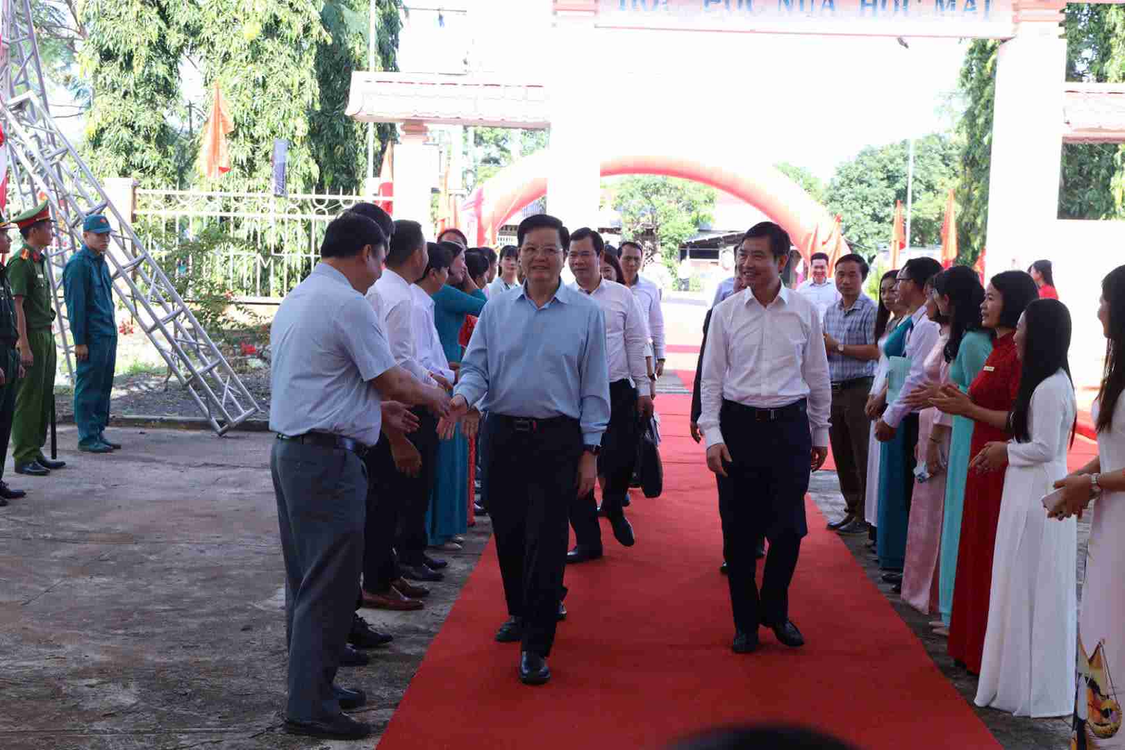 Uy vien Trung uong Dang