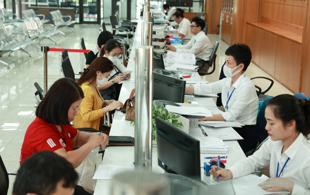 Conclusion No. 205-KL/TW states the mechanism for implementing special recruitment without taking an entrance exam to work as civil servants and public employees. Photo: Hai Nguyen