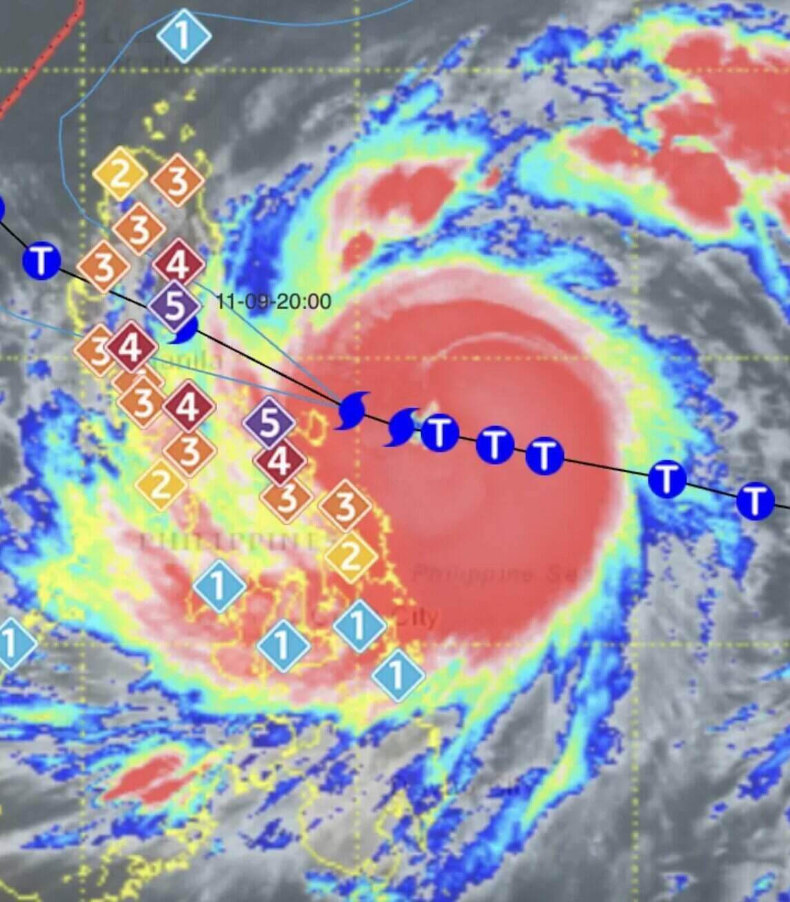 Canh bao gio cac cap duoc ban bo khap Philippines khi sieu bao Fung-wong ap sat. Anh: PAGASA