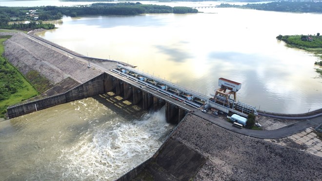 トライ 水力発電所は流量を調整します。ファイル写真: HAC