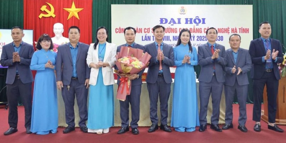 The grassroots trade union of Ha Tinh College of Technology held the 8th Congress, term 2025-2030. Photo: Ha Tinh Trade Union