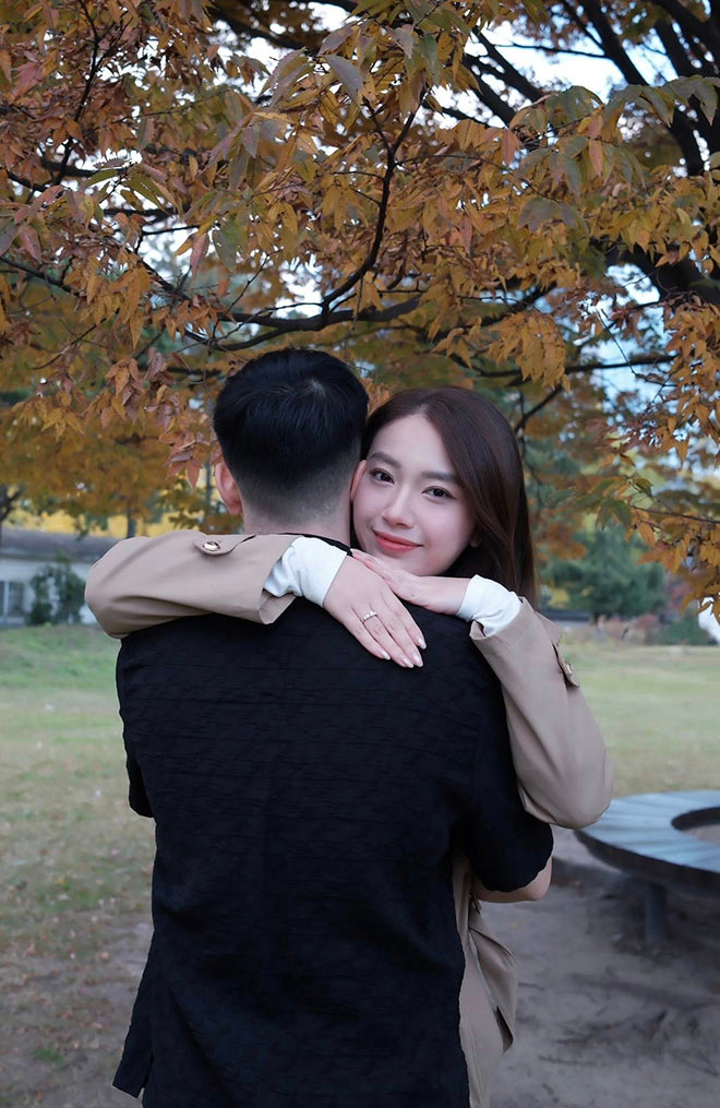 Dien vien Kieu My duoc ban trai cau hon. Anh cat tu video