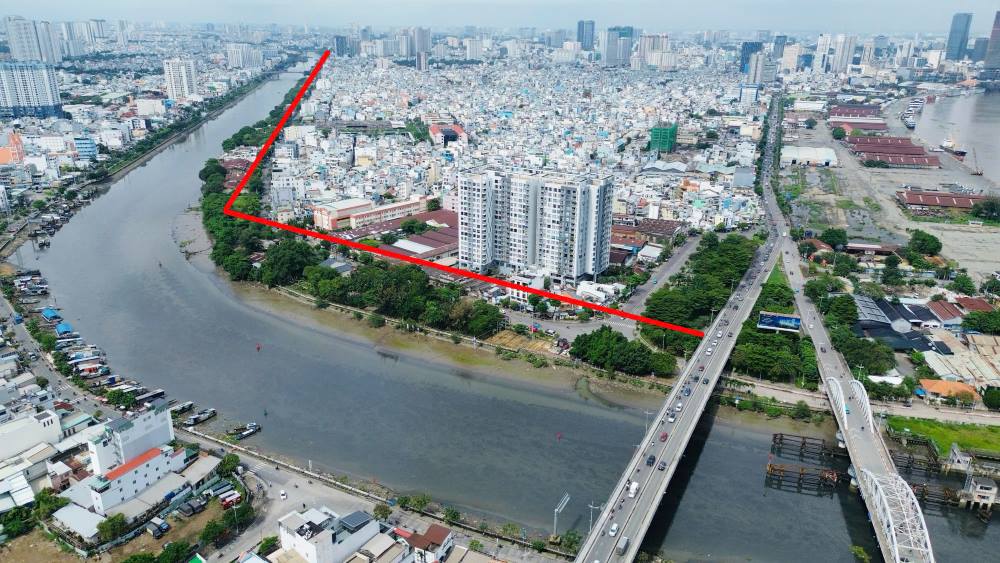 Duong Ton That Thuyet (doan tu duong so 1 den duong Truong Dinh Hoi) dai hon 3,4 km se duoc mo rong tu 7 m (2 lan xe) len 27 m, dap ung 6 lan xe. Anh: Anh Tu