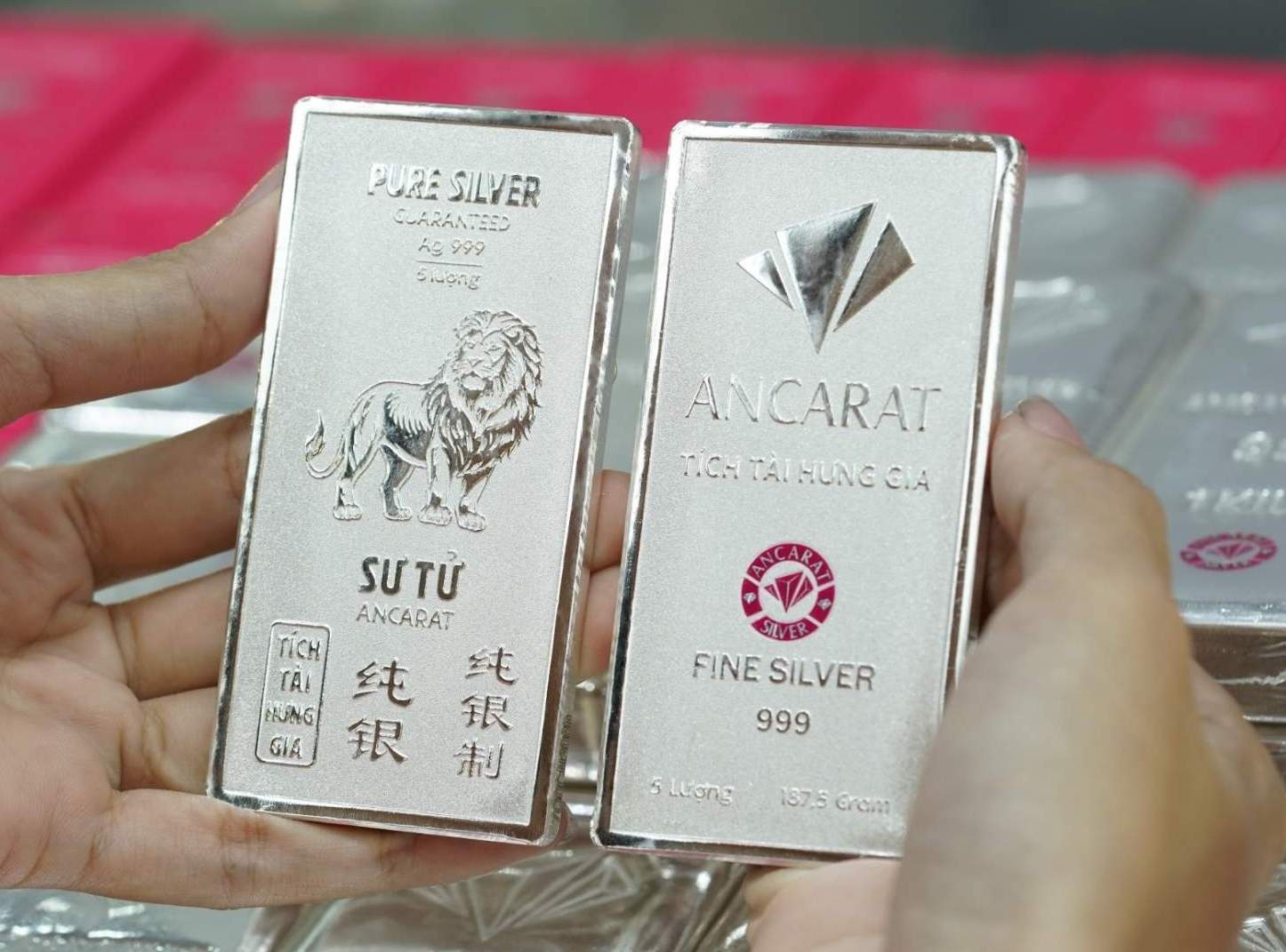 Thi truong bac dang dung truoc co hoi tang gia ro ret khi nhu cau cong nghiep bung phat va nguon cung tiep tuc sut giam. Anh: Phuong Anh