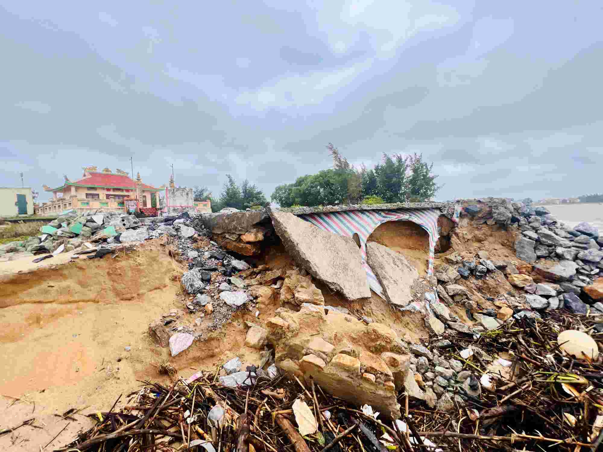 Landslide in Quang Tri after storms. Photo: Cong Sang