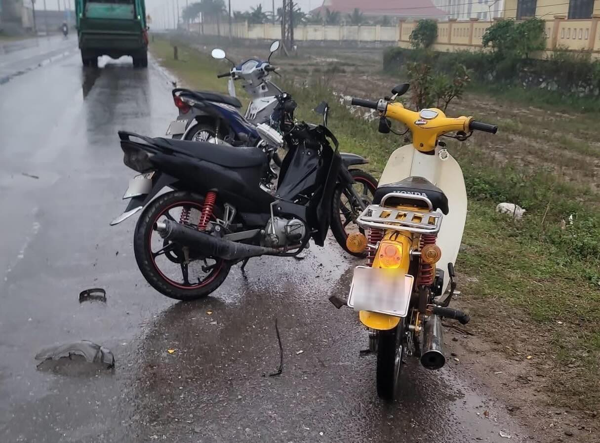 交通事故現場。写真:Nguyen Minh