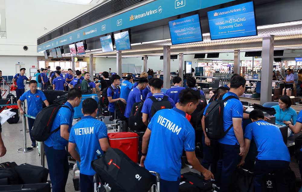 Du phai doi mat voi nhung thay doi lien tuc ve lich thi dau va dia diem thi dau bang B mon bong da nam do mua lu tai Thai Lan, U22 Viet Nam van duy tri su tap trung cao trong cong tac chuan bi.