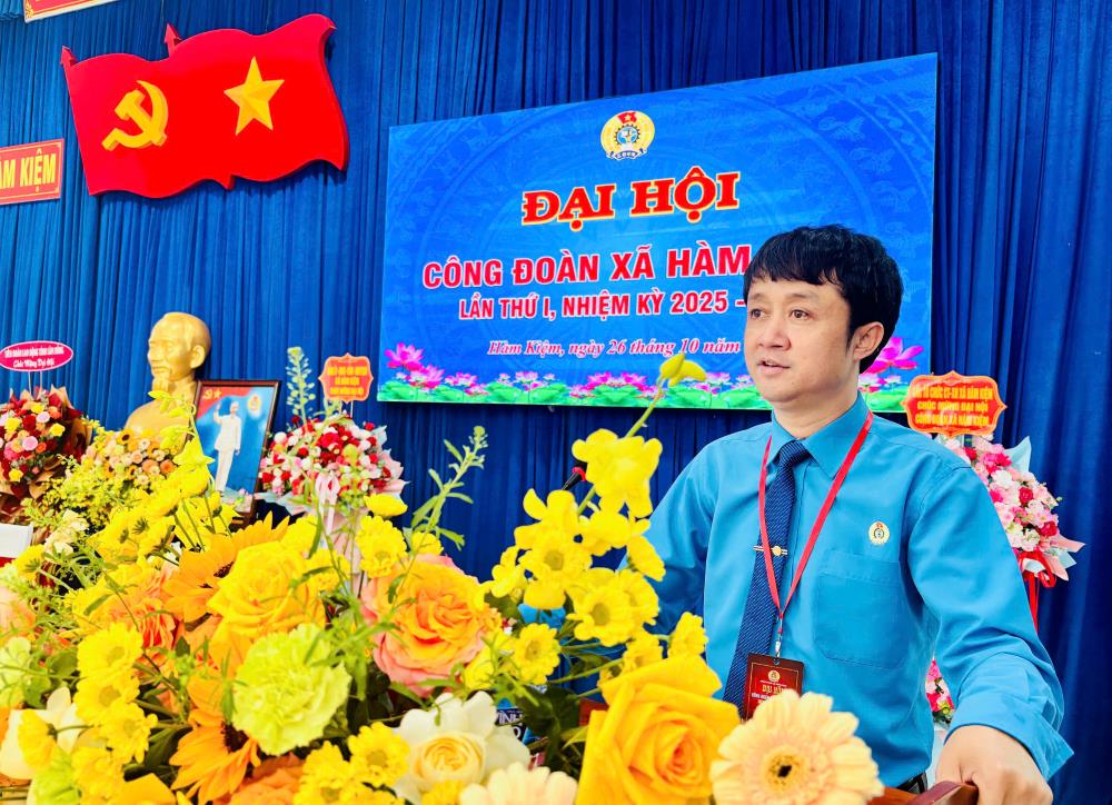 Ong Ho Cong Duong - Pho Chu tich Thuong truc Lien doan Lao dong tinh Lam Dong du va phat bieu chi dao Dai hoi. Anh: Duy Tuan 