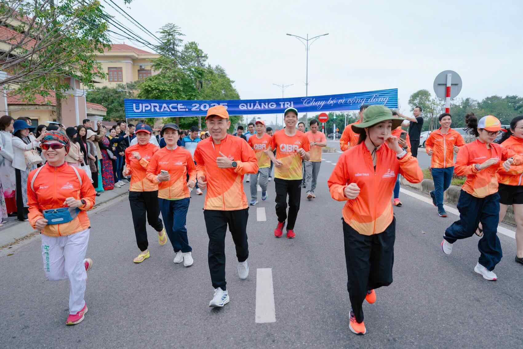 The community run opened in Quang Tri. Photo: Thanh Nguyen