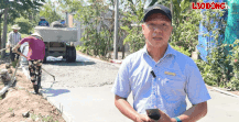 Thanh Duc phuong の住民は、2年間の着工後、道路が徐々に完成に近づいていることに興奮しています。写真:Hoang Loc