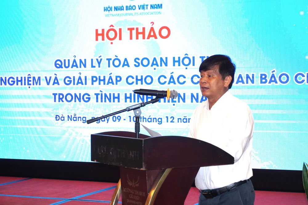 Ong Tran Trong Dung – Pho Chu tich Hoi Nha bao Viet Nam phat bieu tai hoi thao. Anh: Tran Thi