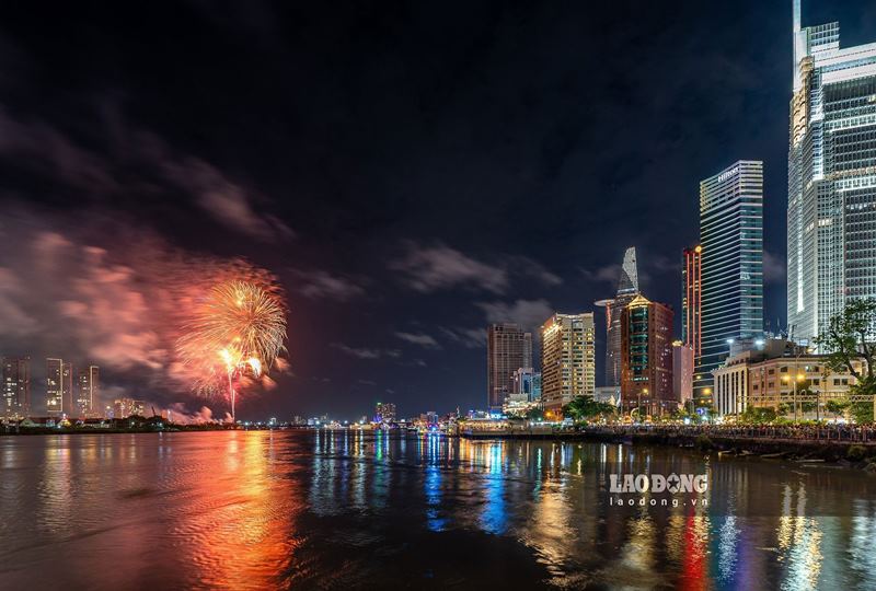 Ho Chi Minh City will launch fireworks to welcome the New Year. Photo: Nguyen Khanh Vu Khoa