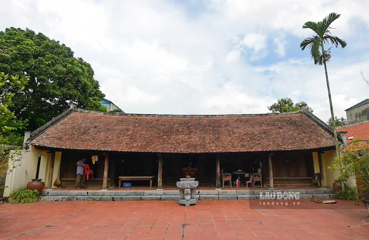 Cach Nha luu niem Tong Bi thu Truong Chinh khong xa la khu tuong niem Tien si Dang Xuan Bang (1828-1910).