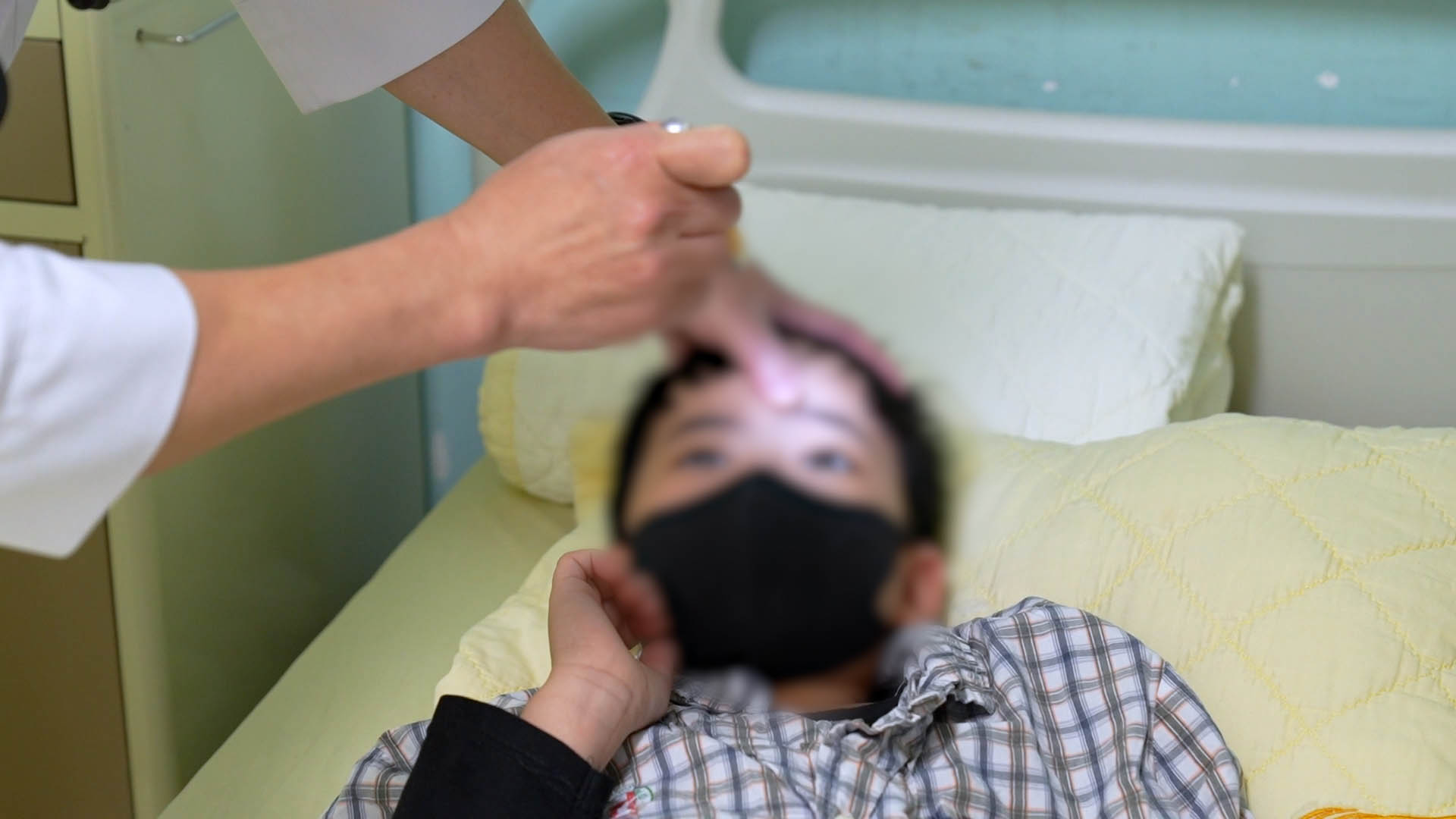 8-year-old child has stroke in class, doctors warn that all ages are at risk