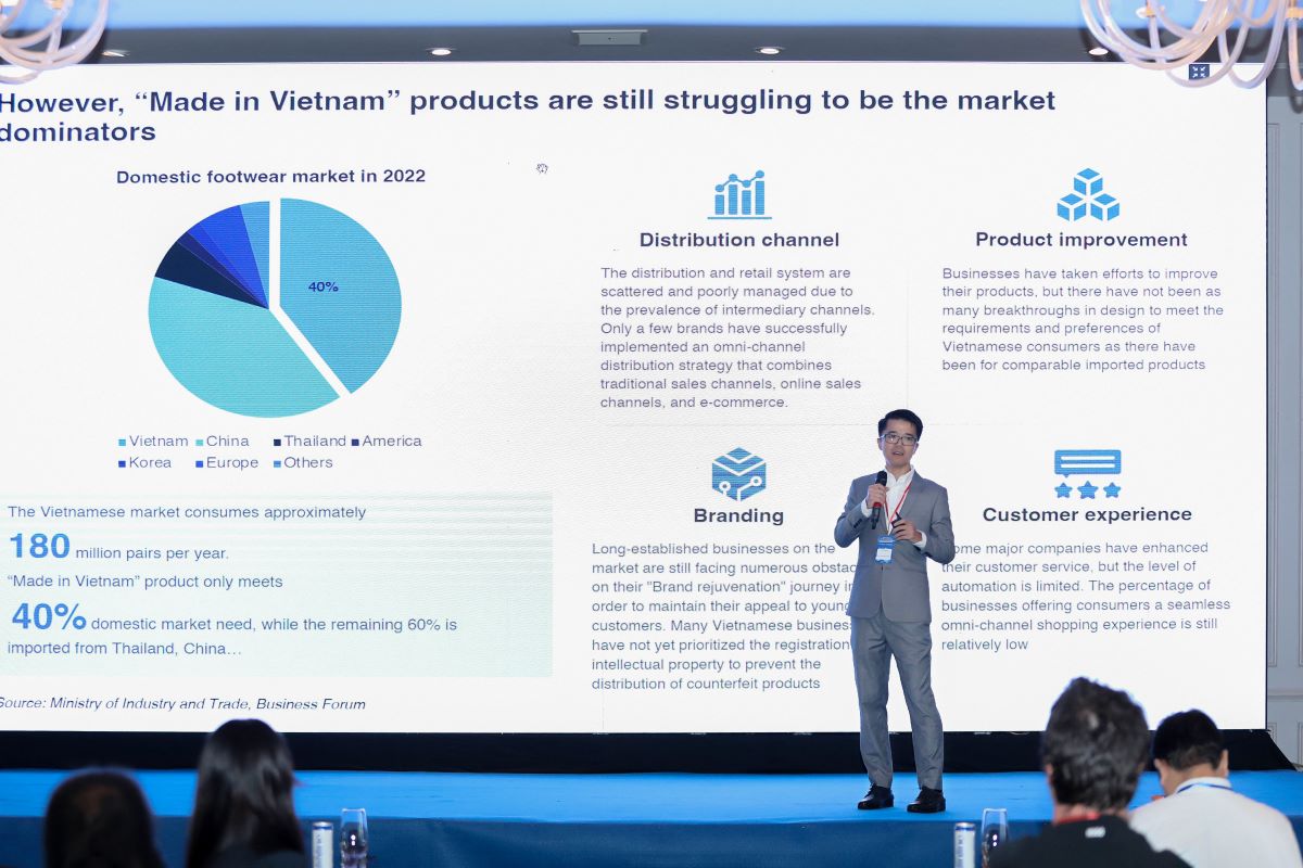 According to experts, AI brings both opportunities and challenges to small and medium enterprises (SMEs) in the context of AI affecting everything globally. Photo: DNCC