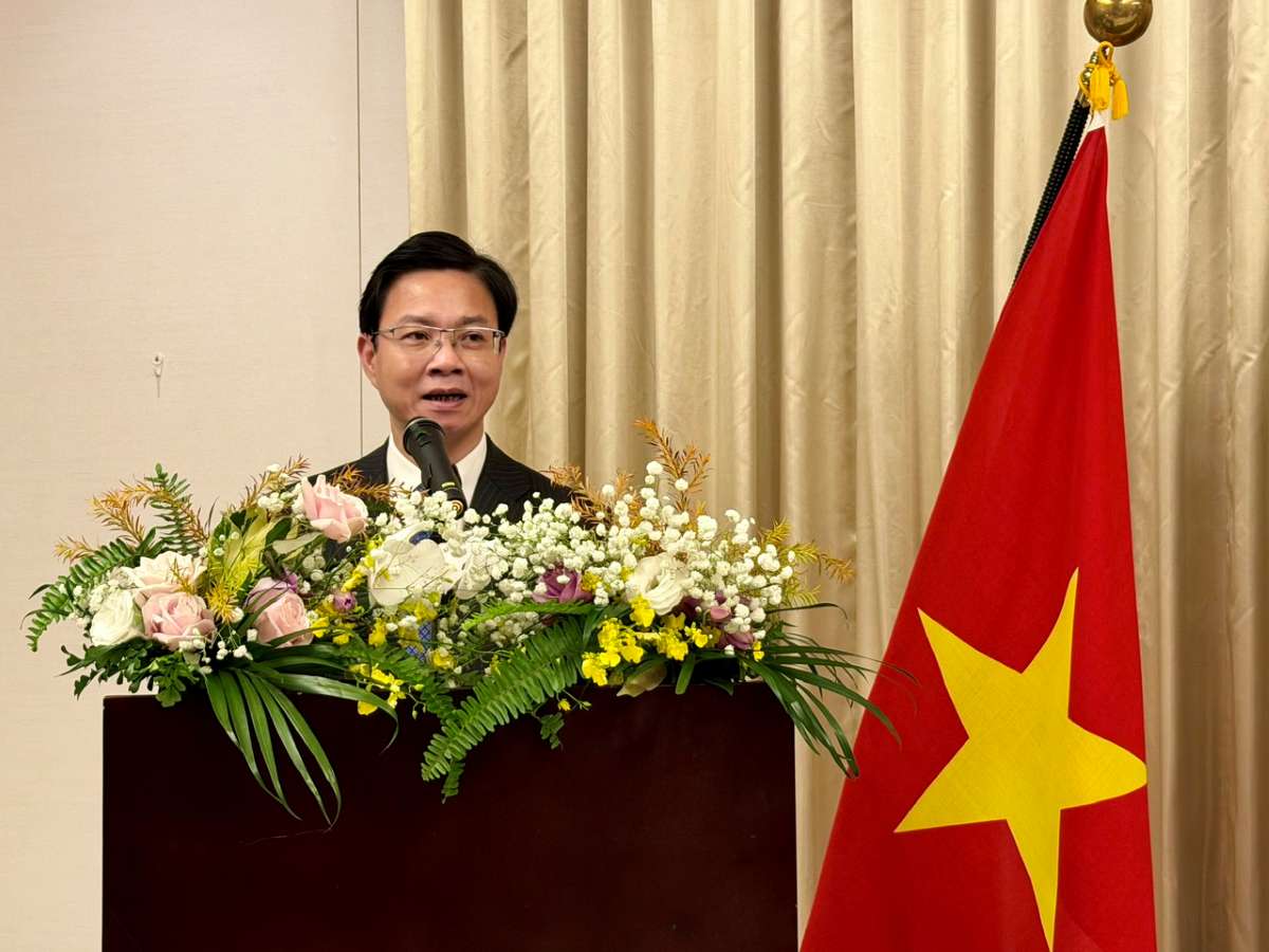 Thu truong Bo Ngoai giao Ngo Le Van phat bieu. Anh: Song Minh