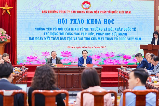 Quang canh Hoi thao.