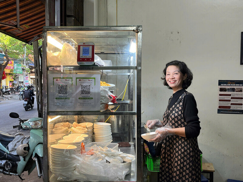 Tuoi tho gan lien voi ganh banh duc cua co Lam duy tri hon 10 nam cho den tan bay gio. Ảnh: Tuong Vy