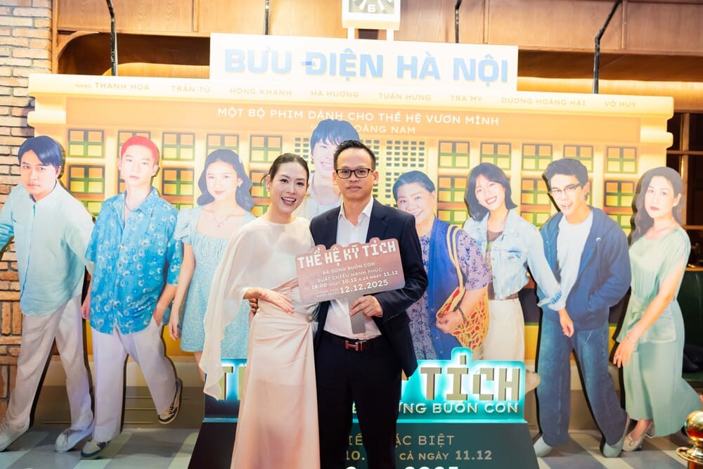 “Nguyet thao mai” Ha Huong hanh phuc khi ong xa luon ung ho