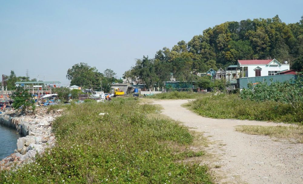 Du an cham tien do anh huong den cuoc song cua nhieu ho dan. Anh: Quach Du 