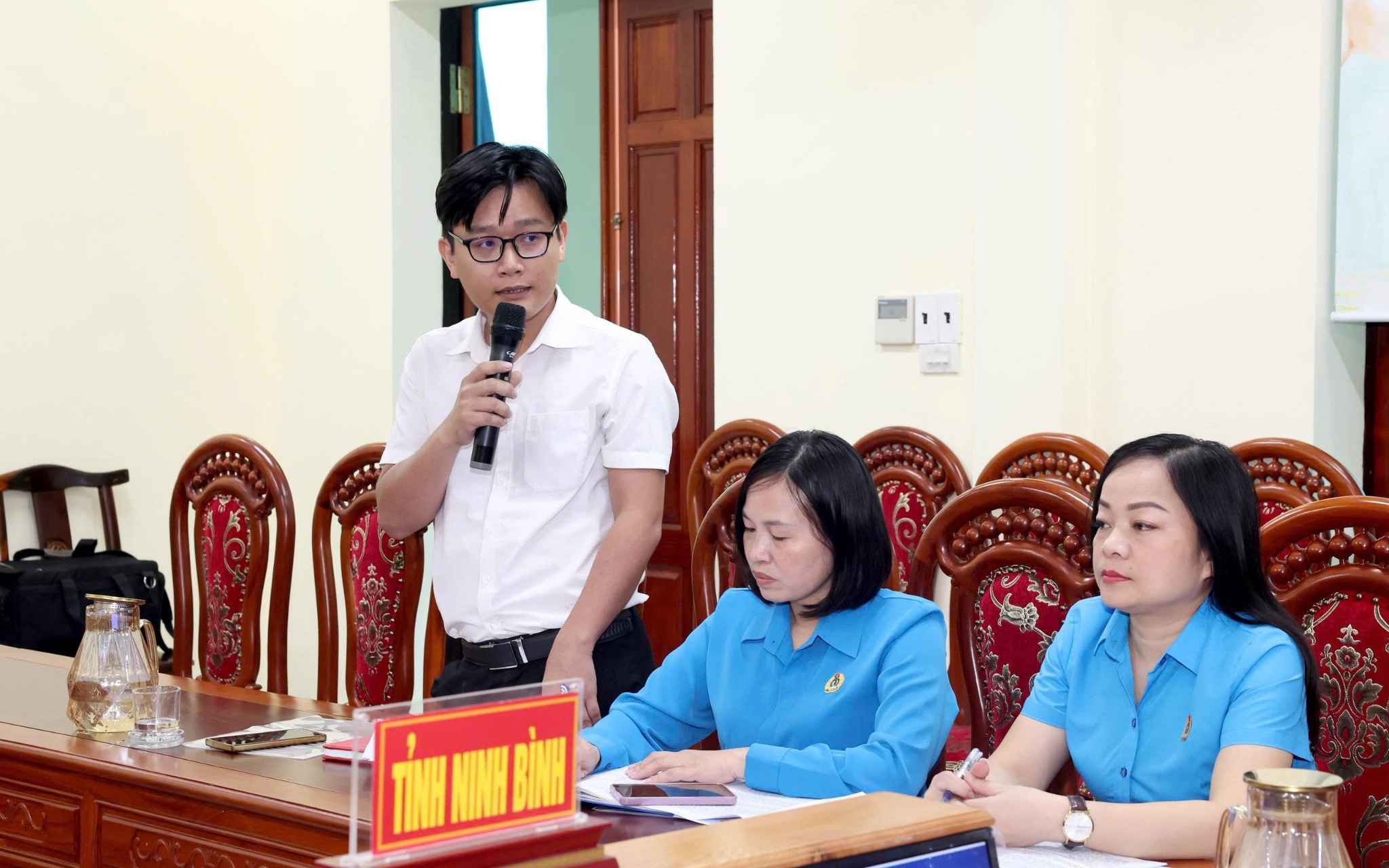 Dai dien cac co quan bao chi. Anh: Dieu Anh