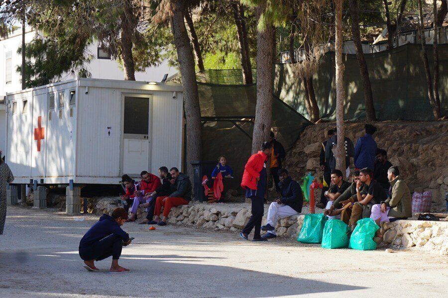 Photo taken on November 21, 2023, showing migrants at a migration reception center on the island of Lampedusa, the southernmost island of Italy. Photo: Xinhua