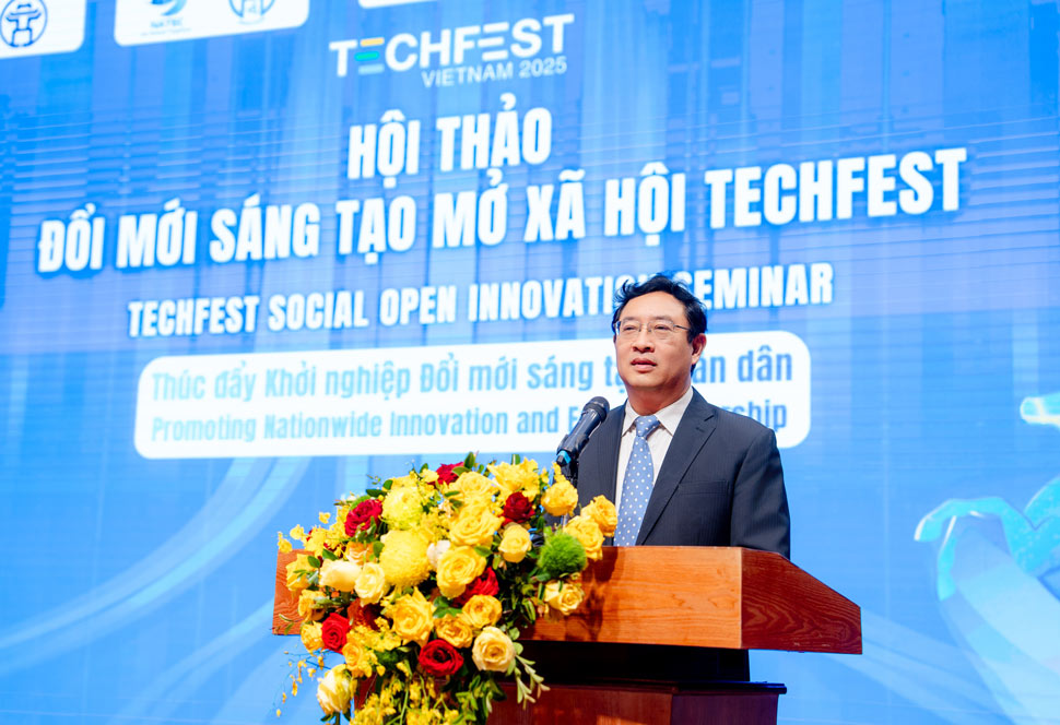 Doi moi sang tao mo thuc day khoi nghiep toan dan tai TECHFEST 2025 