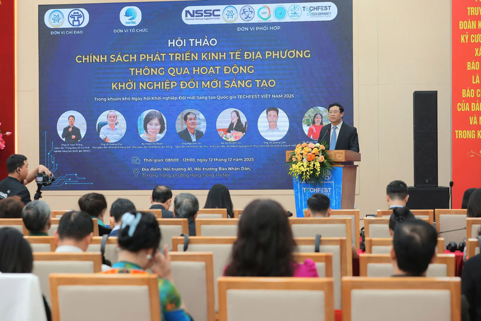Trong khuon kho Ngay hoi Khoi nghiep sang tao quoc gia (Techfest) 2025, sang 12/12, Bo KH&CN to chuc Hoi thao “Chinh sach phat trien kinh te dia phuong thong qua hoat dong khoi nghiep doi moi sang tao”.
