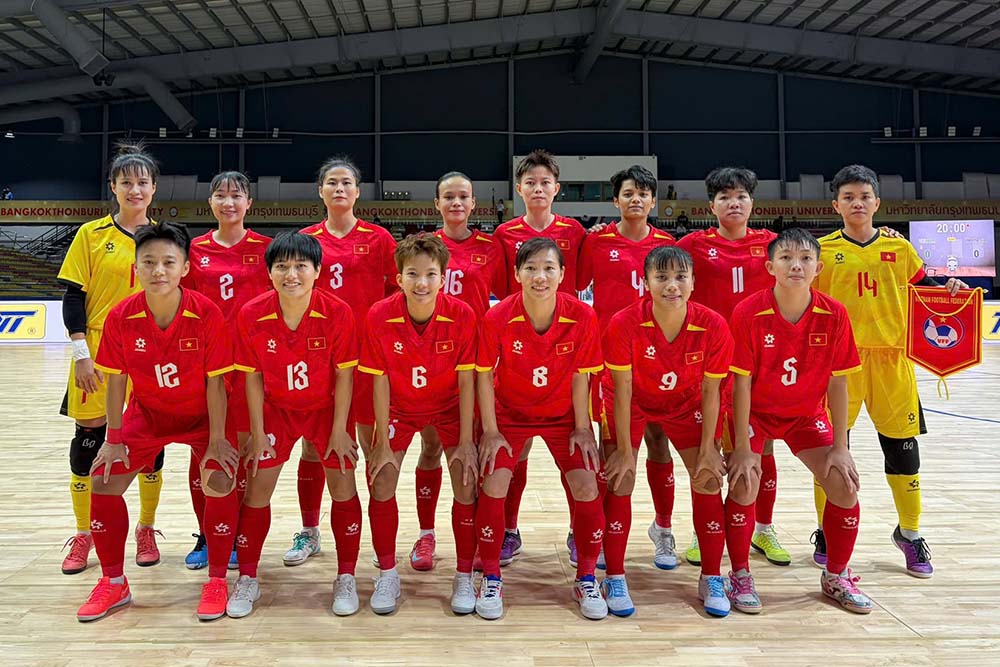 The Vietnam women's futsal team won the opening match of the 33rd SEA Games. Photo: VFF
