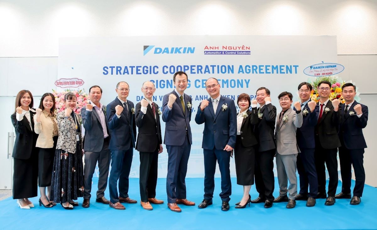 Daikin Air Conditioning Joint Stock Company (Vietnam) (Daikin Vietnam) and Anh Nguyen Technical Service Trading Joint Stock Company (Anh Nguyen) signed a cooperation agreement - Photo: Daikin Vietnam