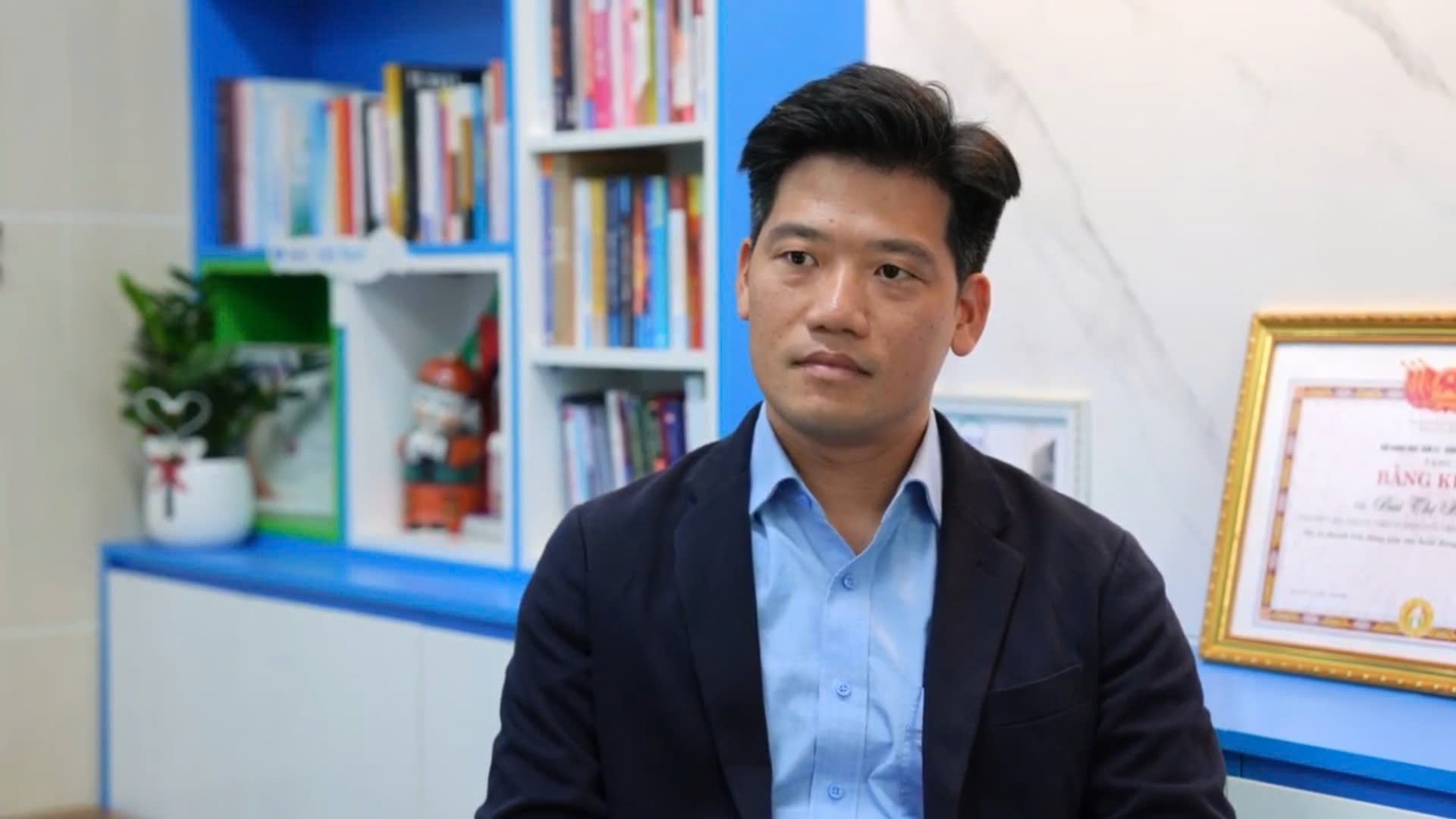 Chuyen gia tam ly Nguyen Manh Cuong - Trung tam Tam ly va Phat trien Con nguoi NHC Viet Nam). Anh: Huyen Trang