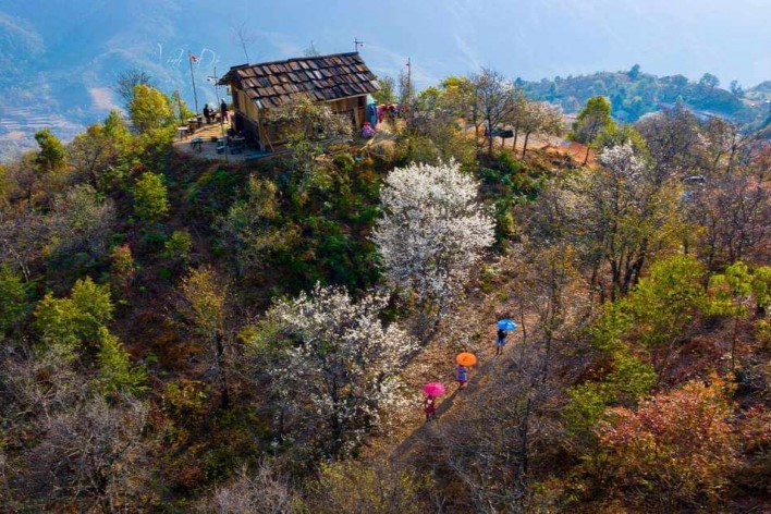 Quan ca phe tren trong may o Nam Nghep,van giu duoc net truyen thong va nguyen so. Anh: Nhat Minh