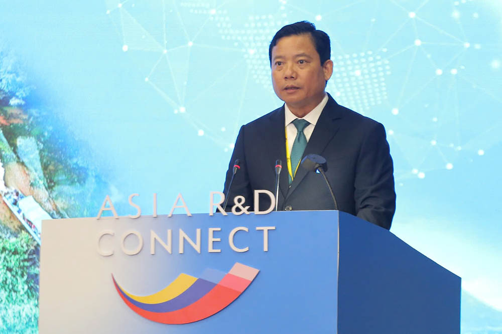 Pho Chu tich UBND tinh Tay Ninh Pham Tan Hoa phat bieu. Anh: Anh Huy