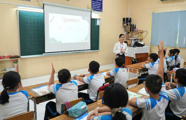 Giao vien co the day them tieng Anh, ky nang song cho hoc sinh tieu hoc neu khong thuoc pham vi dieu chinh va doi tuong ap dung cua Thong tu 29/2024/TT-BGDDT. Anh minh hoa: Chan Phuc   