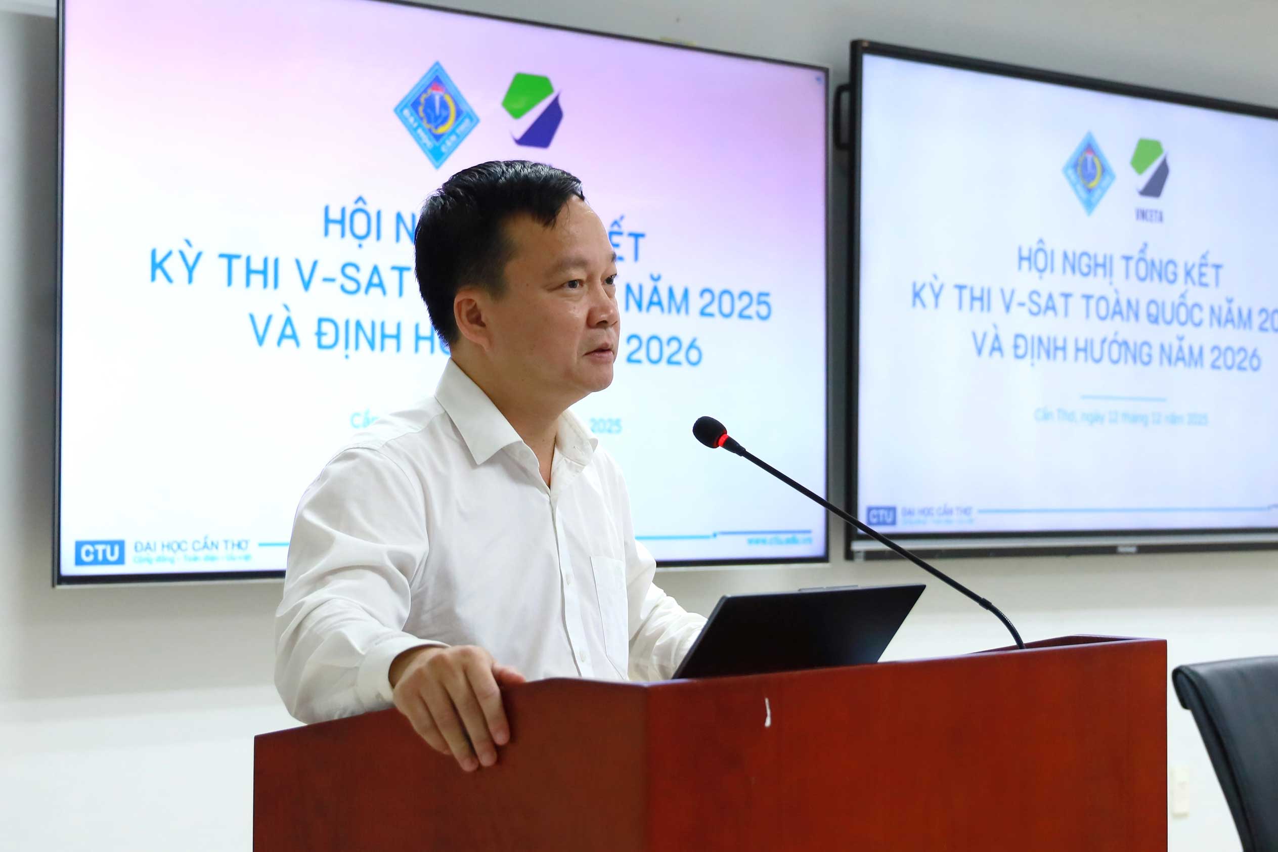 PGS.TS. Nguyen Anh Dung - Pho Vu truong Vu Giao duc Dai hoc -phat bieu. Anh: Dai hoc Can Tho