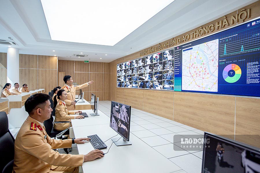 Viec dua Trung tam dieu khien giao thong thong minh di vao hoat dong da danh dau buoc tien quan trong trong quan ly, dieu hanh giao thong thong minh, nang cao hieu qua quan ly nha nuoc ve an ninh trat tu, phuc vu hieu qua nhiem vu phat trien kinh te - xa hoi cua Thu do.