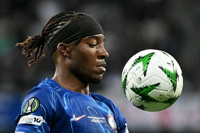 Madueke gia nhap Arsenal tu Chelsea vao mua he 2025. Anh: AFP