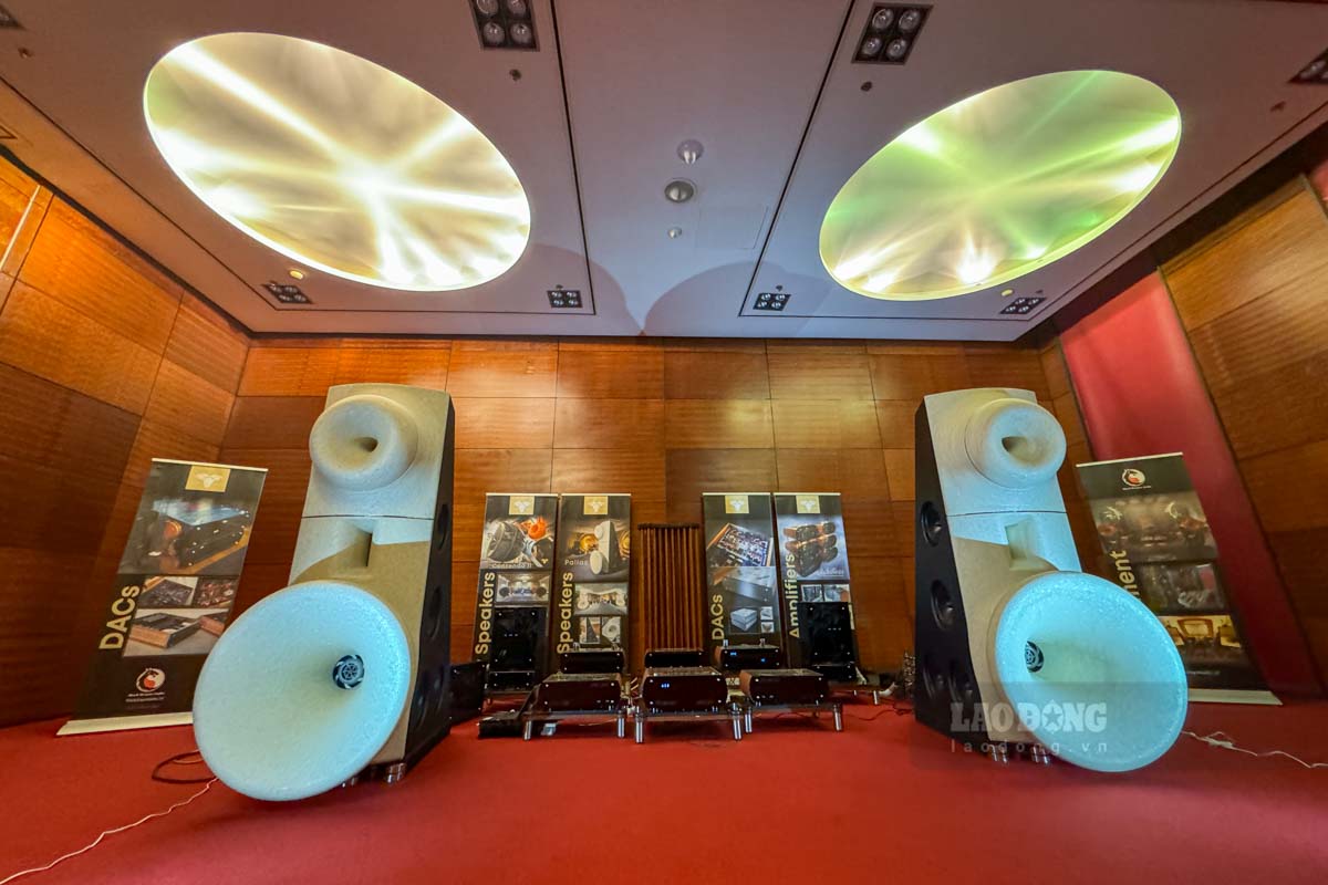 AV show 2025 tiep tuc la noi trinh dien cua nhung he thong am thanh “trieu do” hang dau the gioi, thu hut cong dong nguoi choi am thanh cao cap.