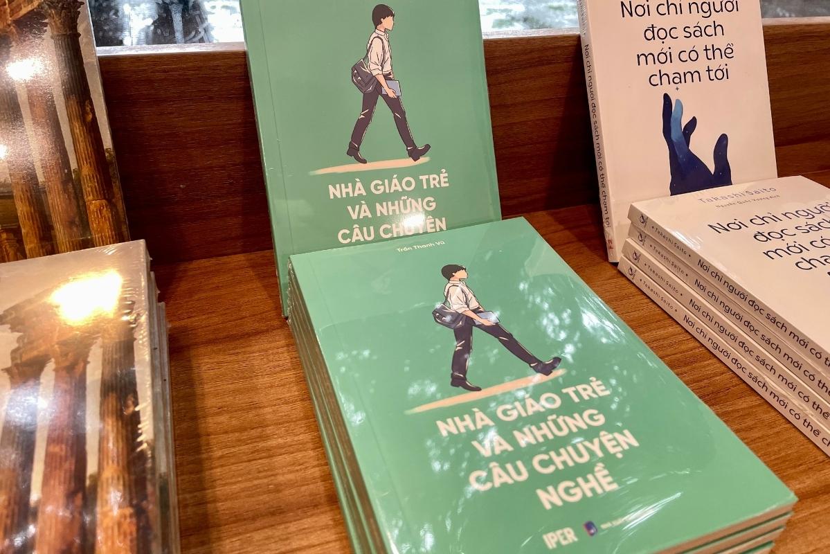 Cuon sach “Nha giao