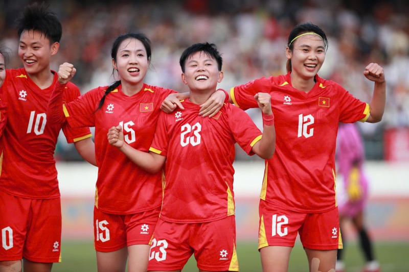 The Vietnam women's team will meet Indonesia in the semi-finals of the 33rd SEA Games. Photo: Minh Dan
