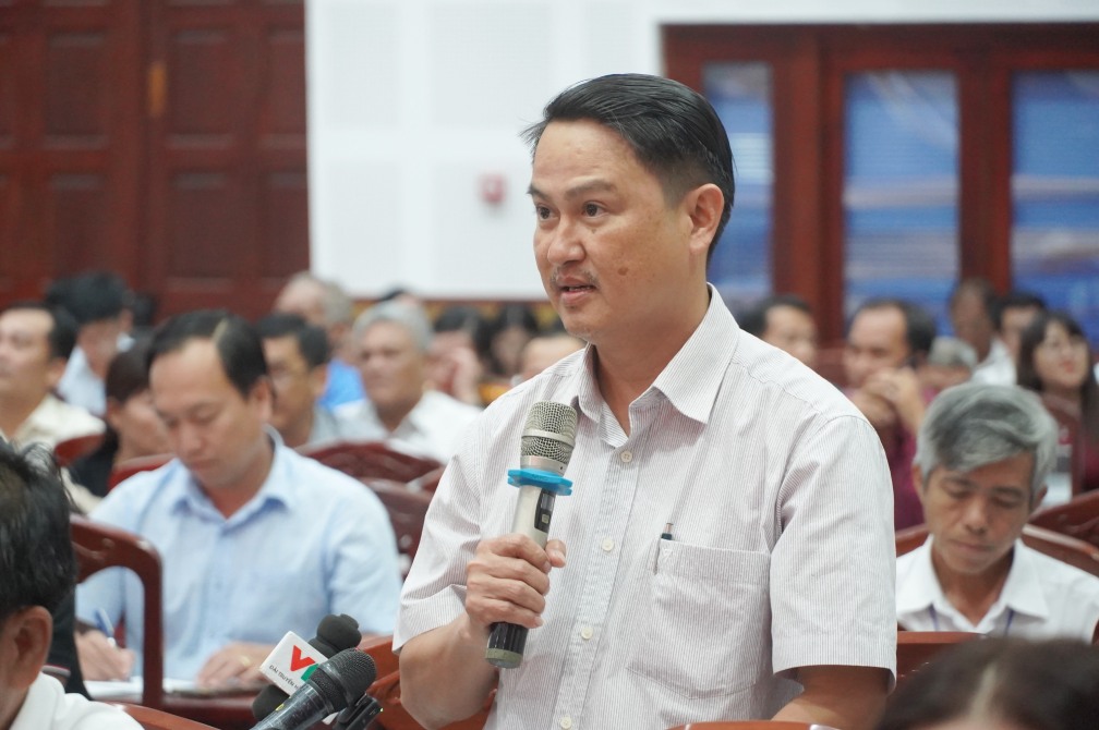 Cu tri Luong Trong Lu (xa Vinh Tuong, thanh pho Can Tho) phat bieu y kien. Anh: Ta Quang