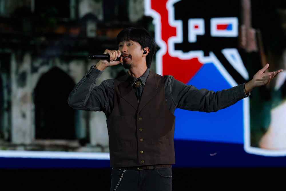 Den Vau xuat hien tai liveshow cua My Tam. Anh: Hai Nguyen