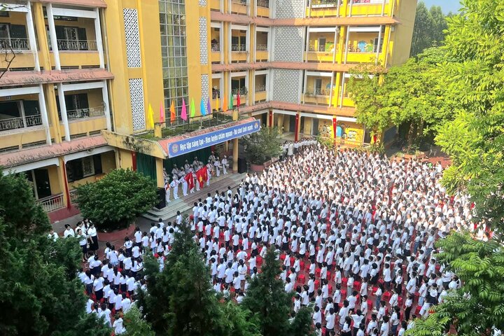 Chi Lang Primary School is located in Luong Van Tri ward, Lang Son province (Chi Lang ward, old Lang Son city). Photo: School.