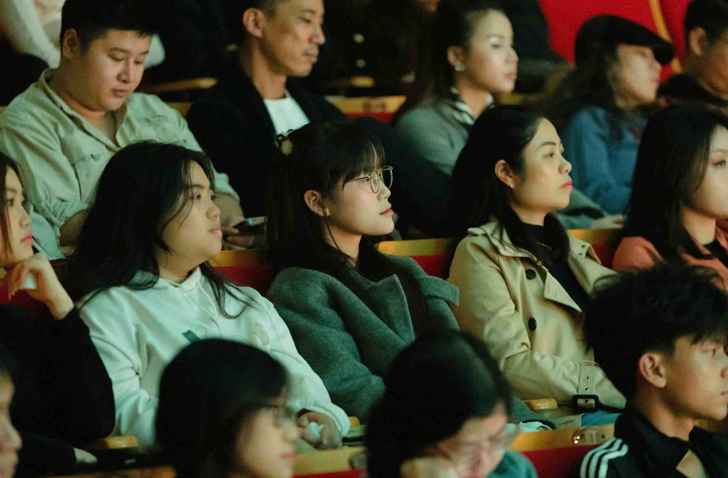 Dem nhac tri an lang dong trong long thinh gia nhieu cam xuc. Anh: Trung Anh