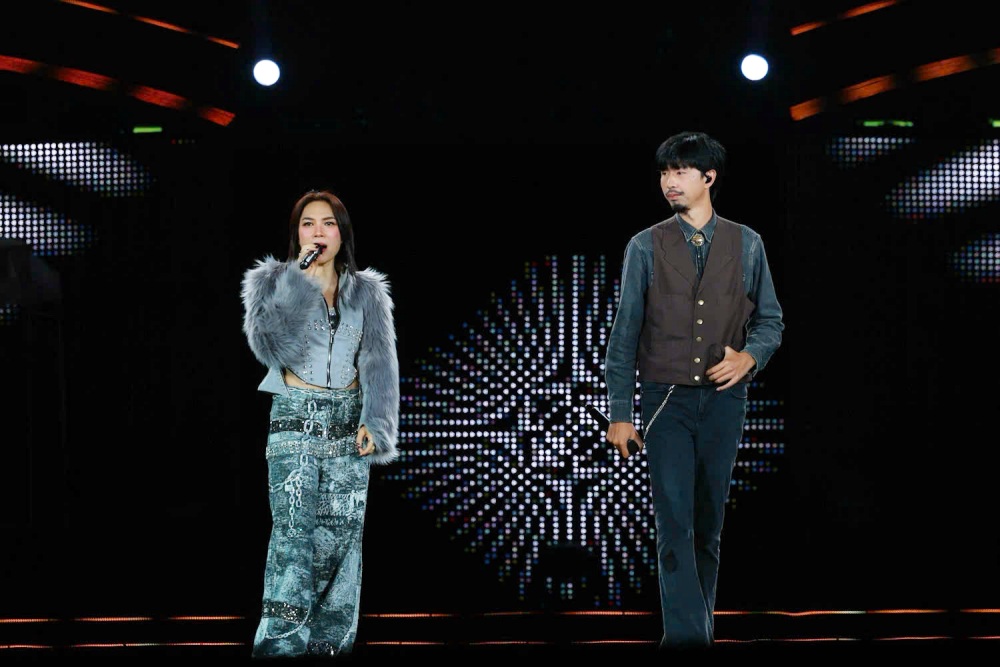 My Tam va Den. Anh: Nguyen Hai.