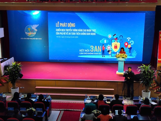 The launching ceremony of the Women's Aries Committee on cyberspace communication campaign was organized by the Central Committee of the Vietnam Women's Union on the morning of December 14. Photo: Bui Hoa