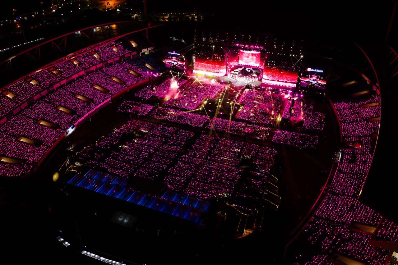 Anh: Nghe si cung cap.